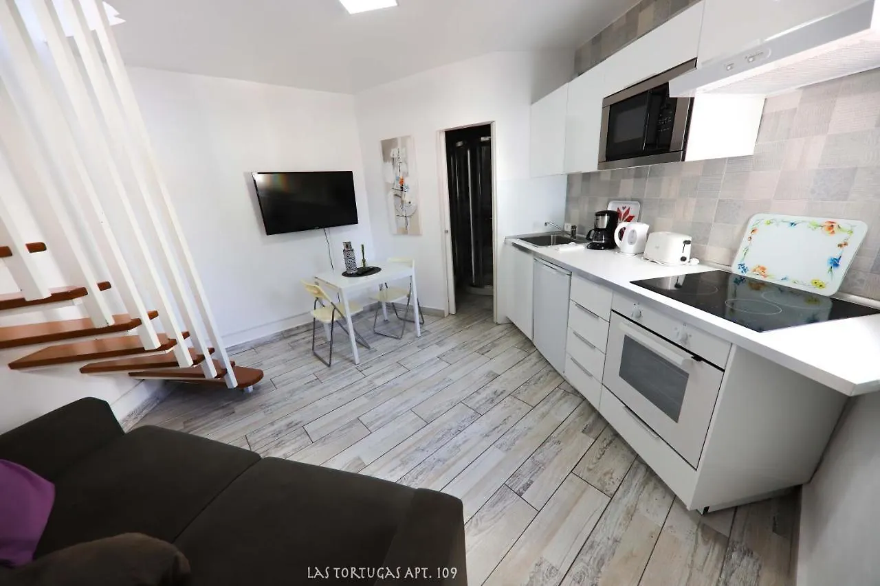 Triplex Bungalow Las Tortugas 109 contacts